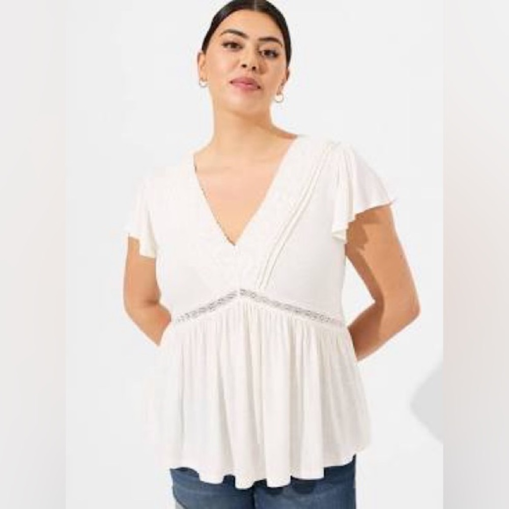 NWT Torrid Knit V-Neck Lace Inset Babydoll Top White (Sz 0/L/12)